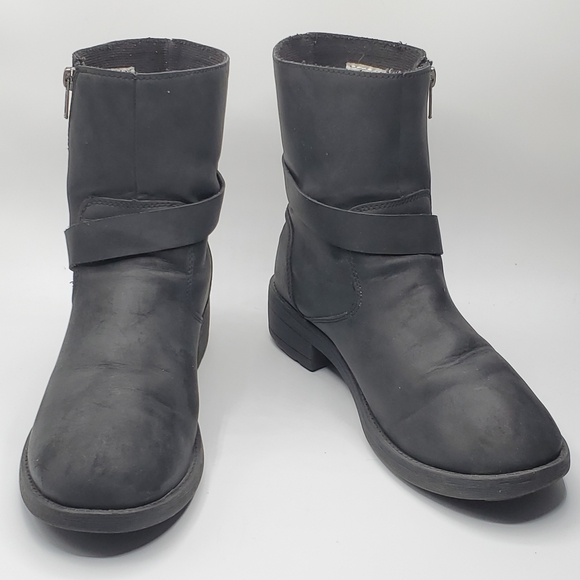 zip up boots with buckle details size 9 made by Trash - Picture 11 of 14